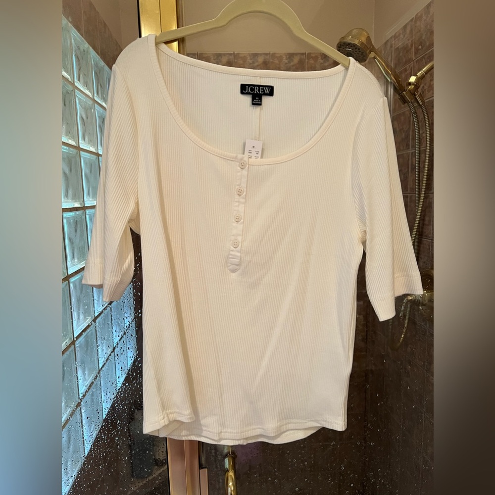 J Crew NWT. Size XL. Ivory. Vintage rib henley T shirt